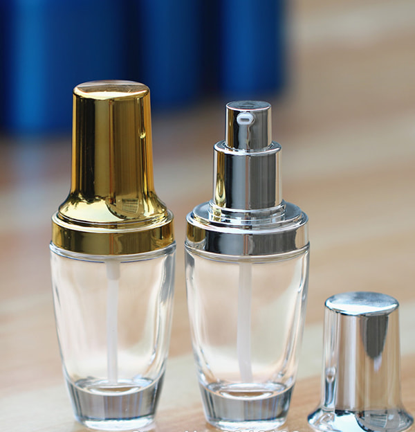 Kosmetiska flaskor och kapsyler metalliserande vakuumbeläggningsmaskin